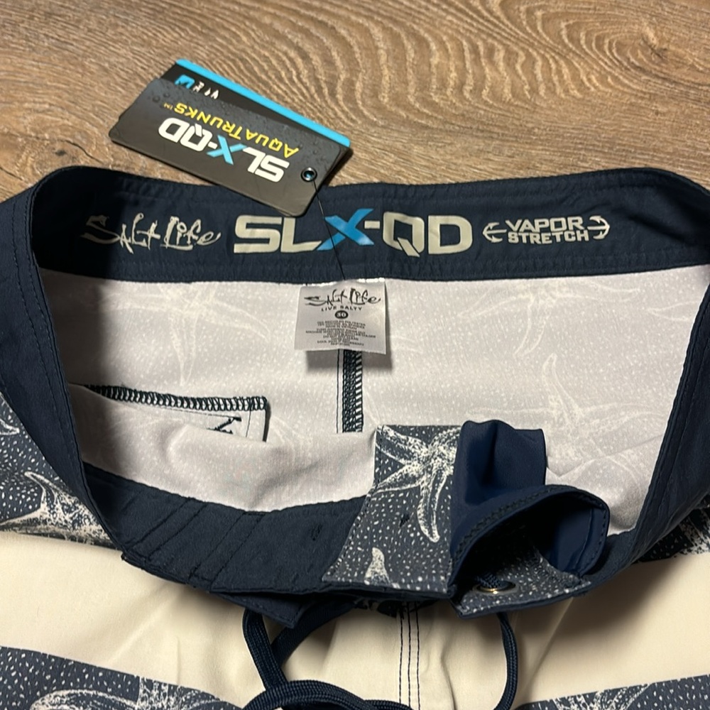 Brand🆕🔥😍🔥 SALT LIFE boardshorts - Picture 8 of 17